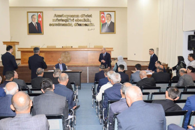 Araz Əhmədov vətəndaşları qəbul edib