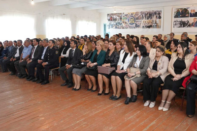 Lənkəranda məktəblilərin valideynləri ilə görüş keçirilib