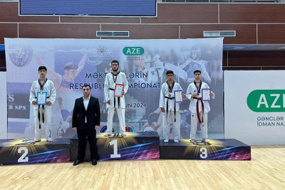 Lənkəranlı məktəblilər taekvondo üzrə respublika çempionatından medallarla qayıdıblar