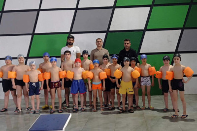 Lənkəranda üzgüçülük yarışı keçirilib