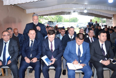 Araz Əhmədov Qarğalıq ərazisində vətəndaşları qəbul edib