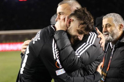 “Qarabağ” Nəriman Axundzadə ilə müqaviləni yeniləyib