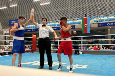 Boksçularımız kadetlər arasında ölkə birinciliyindən medallarla dönüblər