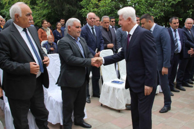 Rafiq Cəlilov Şıxlar kənd sakinlərini qəbul edib