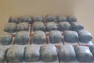 İrandan Azərbaycana 28 kiloqramdan çox narkotik keçirilməsinin qarşısı alınıb