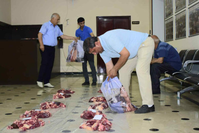 Masallıda aztəminatlı ailələrə qurban payı çatdırılıb