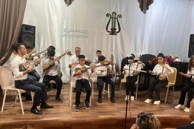 Cəlilabadda incəsənət məktəbinin şagirdləri Fəxri Fərmanla təltif olunublar