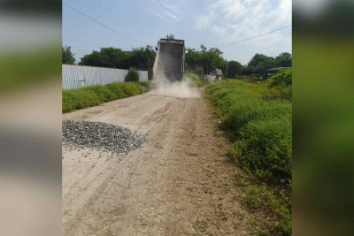 Cəlilabadın Həziabad kəndinin daxili yolları təmir olunur