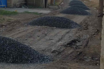 Cəlilabadın Bədirli kəndinin daxili yollarına çınqıl tökülüb