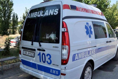 Masallıda təmizlik edən qadın dördüncü mərtəbədən yıxılıb
