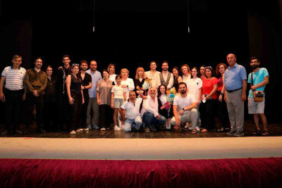 Lənkəranda tələbələr “Əli və Nino” tamaşasını nümayiş ediblər