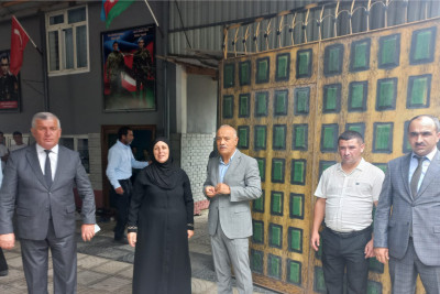 Masallıda Araz Əhmədov şəhid ailəsini ziyarət edib