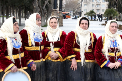 Lənkəranlı Nənələr qrupu və talış folkloru