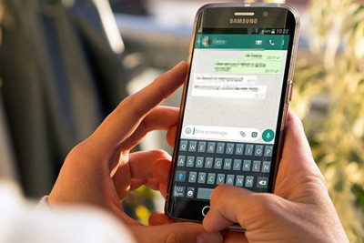 WhatsApp-da müdirinin şəklinin üstünə təhqir yazan işçi məhkəməyə verildi