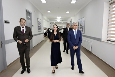 Leyla Əliyeva Biləsuvarda yeni inşa edilən Bəydili kənd tam orta məktəbində olub