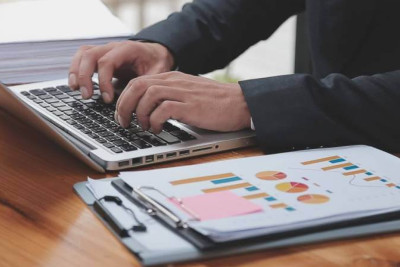 Gənclərin nəzərinə: Lənkəranda deputat köməkçisi axtarılır