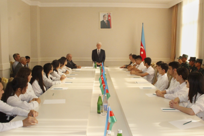 Cəlilabadda yüksək bal toplayan tələbələrlə görüş keçirilib