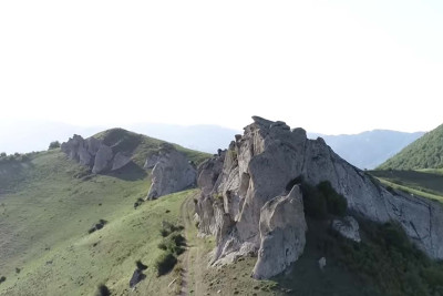 Əfqanıstan şahının qızıl saat hədiyyə etdiyi Cahan Talışinskaya