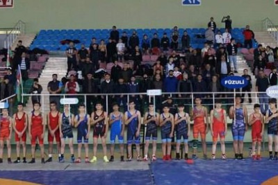 Biləsuvarda  yeniyetmə pəhləvanlar şəhidləri yad etdilər