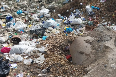 Cəlilabadlılar zibilliyə çevirdikləri çaydan şikayətlənirlər