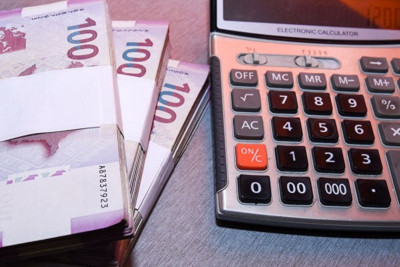 İlk dəfə işə düzələn valideynsiz şəxslərə ödənilən birdəfəlik müavinət məbləği artırılıb