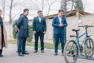 LDU-da velosiped dayanacağı quraşdırılıb