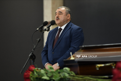 AZAL-ın vitse-prezidenti: Təyyarəyə üç xarici təsir olub