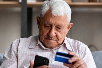 Pensiyalar 14.3 faiz, yoxsa 8 faiz artırılır? – Deputat CAVAB VERDİ