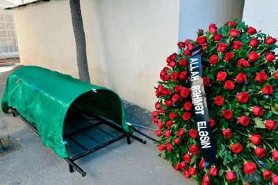 Biləsuvarda şəhid bacısı vəfat edib