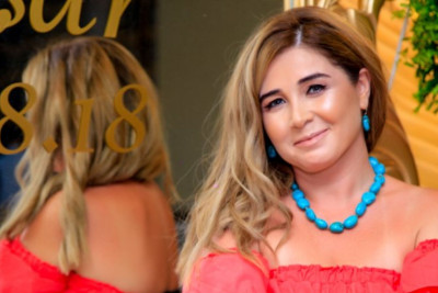 Elnarə Xəlilovaya sürpriz etdilər