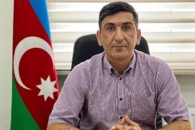 “Yemək yeyərkən sağ əlin üç barmağından istifadə etmək çox vacibdir” – İlahiyyatçı