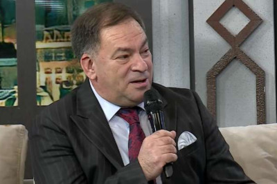 Əlikram Bayramov dələduzluqla üzləşib