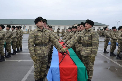 Müdafiə Nazirliyi: “Valideynlər andiçmə mərasiminə gəlməsin”