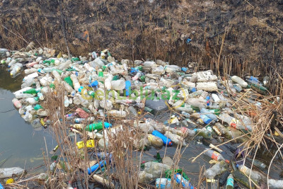 Biləsuvarda zibil poliqonuna çevrilən ərazi - VİDEO