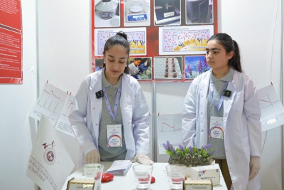 Biləsuvarda şagirdlər şəkərli diabet xəstələri üçün dərman hazırlayıblar