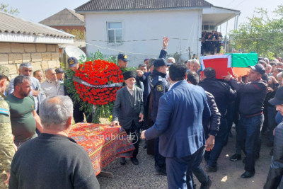 Həlak olan lənkəranlı hərbçinin nəşi ailəsinə təhvil verilib - VİDEO