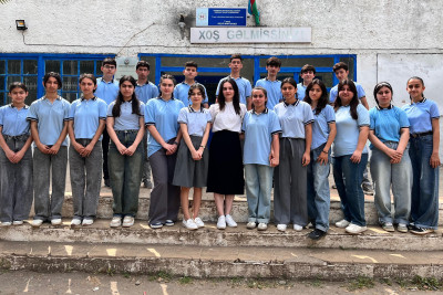 Məktəbin adını ucaldan lənkəranlı müəllim