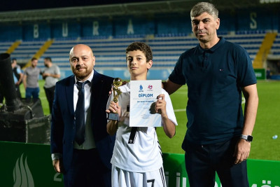 “Xəzər-Lənkəran”ın sabiq futbolçusunun oğlu ən yaxşı oyunçu seçildi