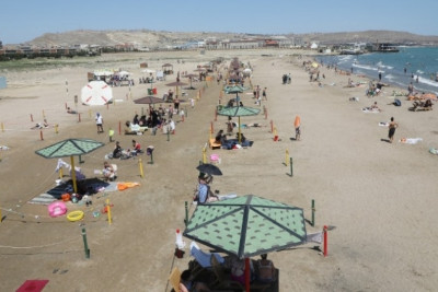 Çimərliklərdə yoxlama aparılıb, bəzi nöqsanlar aşkarlanıb