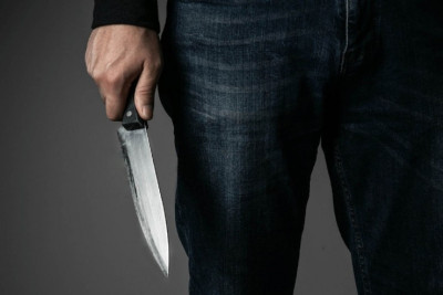 Sabirabadda kişi həyat yoldaşını və gəlinini bıçaqladı