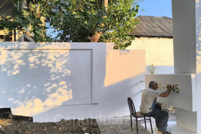 Cəlilabad sakinləri hasarlanan memorialı bərpa etdilər