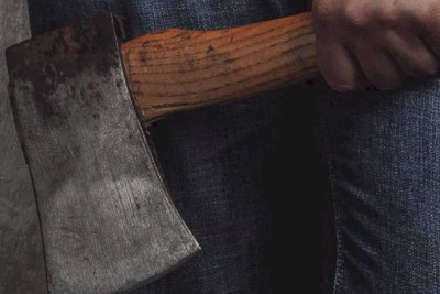 Masallıda kişi əmisini baltalayıb