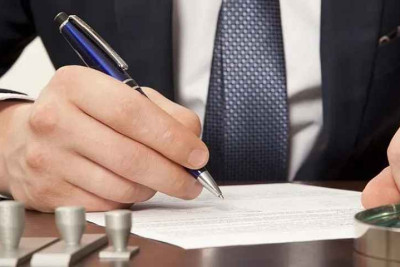 Yardımlı bələdiyyə sədri cərimələnib