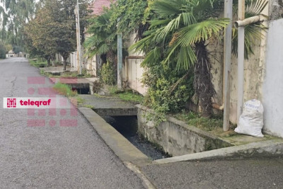 Lənkəranın su basmış küçələri -  Səbəb kanalizasiya sistemidir?