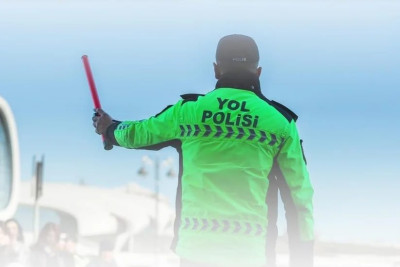 Yol polisi sürücülərə xəbərdarlıq edib