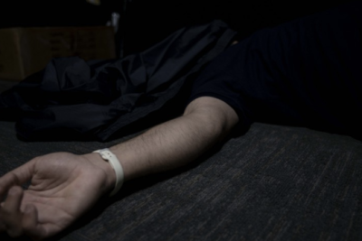 Gənc oğlanla 14 yaşlı qız evin hamamında zəhərləndi - Biri öldü