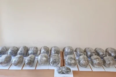 Külli miqdarda narkotiki Azərbaycana keçirmək istədilər