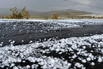 Növbəti iki gündə rayonlarda yağıntı intensivləşəcək, dolu düşəcək