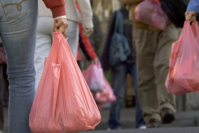 Marketlərdə satılan sellofan paketlər bahalaşdı
