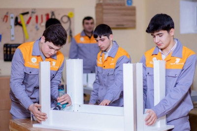 Peşə məktəblərinə qəbul başladı
